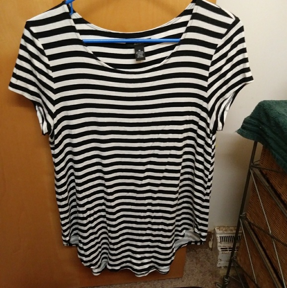 Alfani Tops - Alfani top Alfani Tops - Alfani top